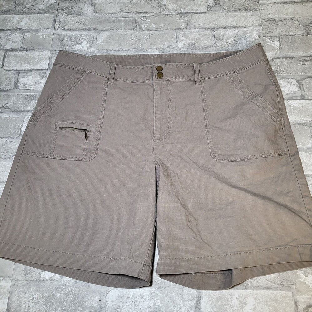 Womens LL Bean Utility Shorts Favorite Fit  Rip Stop Pockets Size 18 Khaki